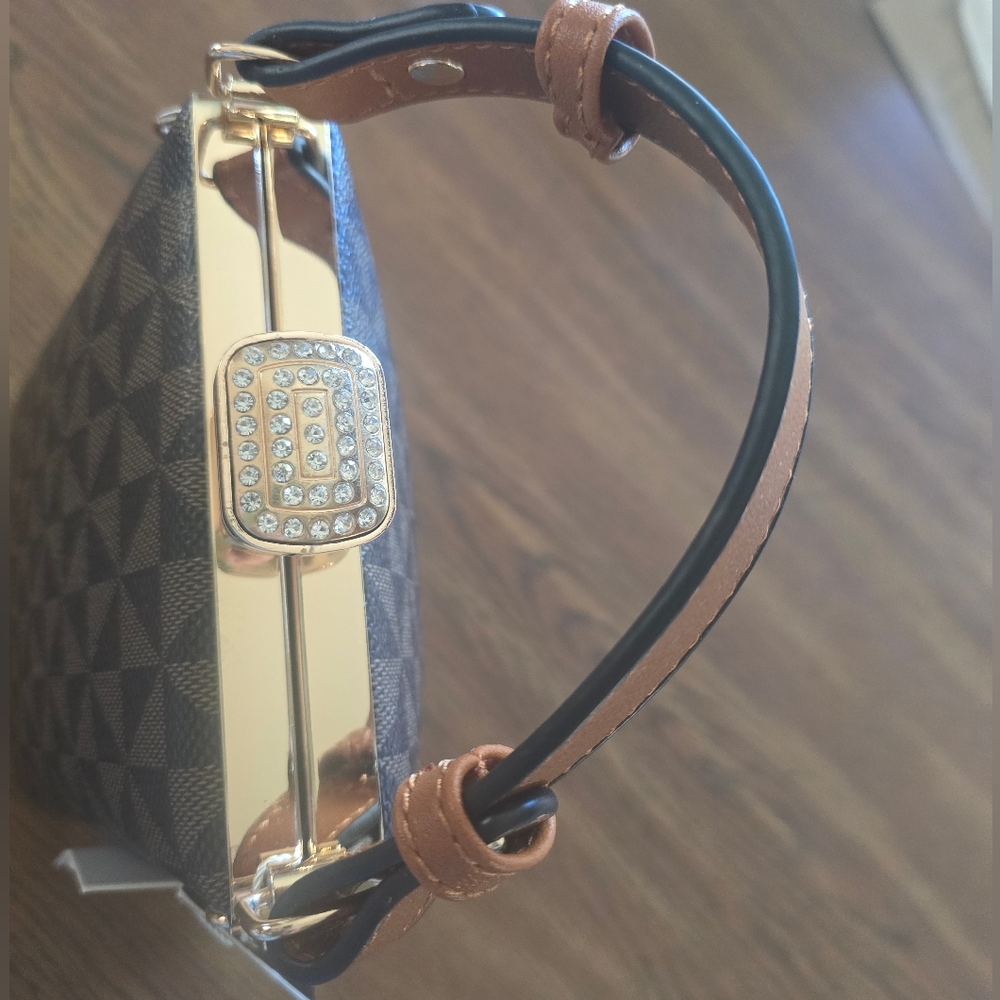 NWT Whitley-B, Monogram Structured Frame Satchel - Cross-body Bag - PETA, VEGAN - Picture 4 of 13